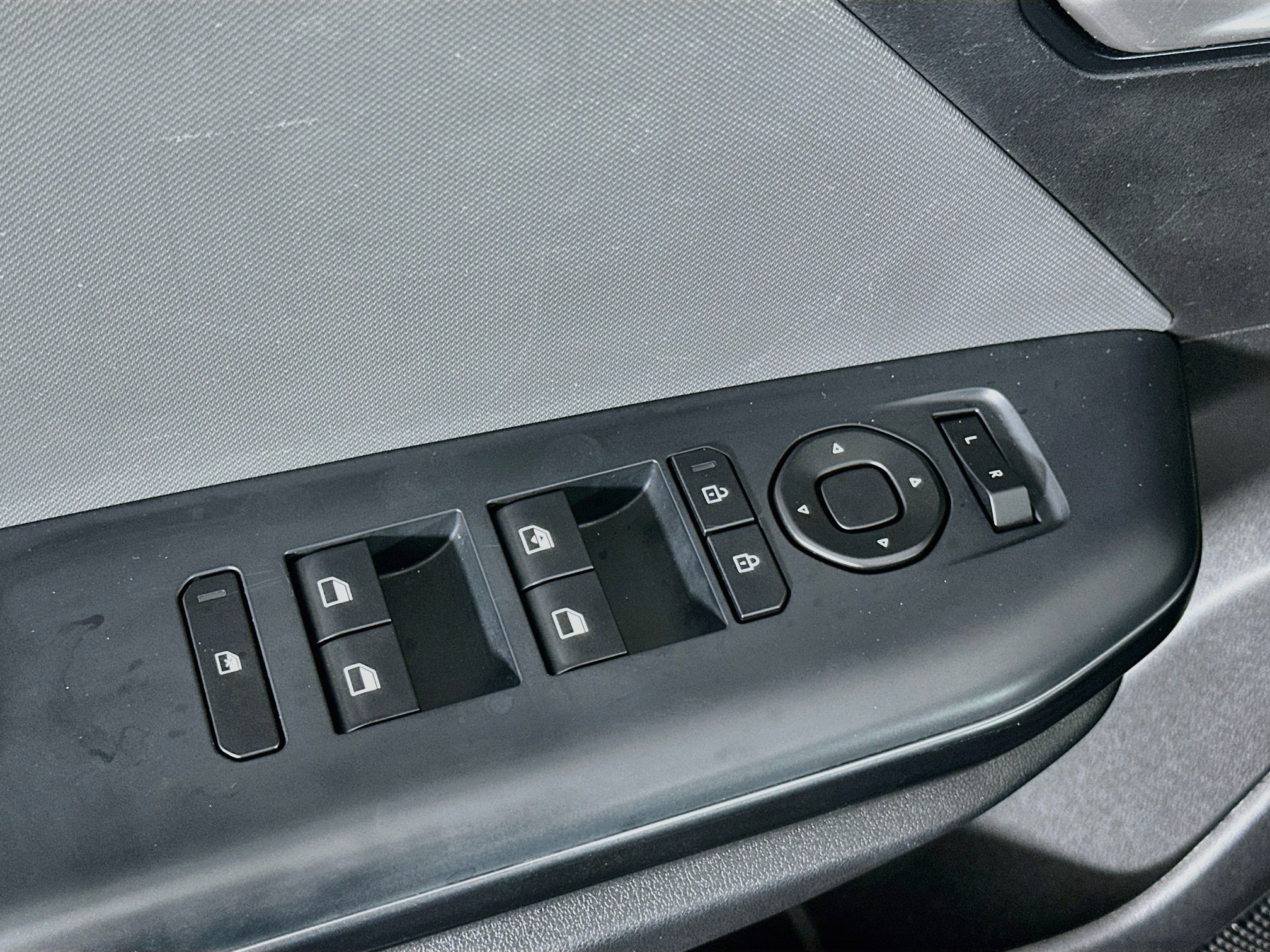 Used 2025 Kia K4 FWD image 15