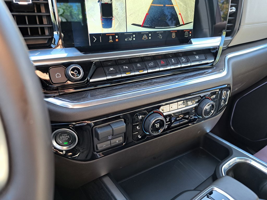 Used 2025 Chevrolet Silverado 1500 LTZ w/ LTZ Premium Package image 18