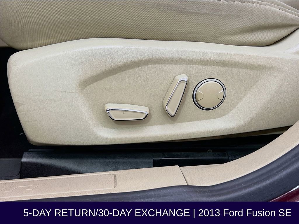 Used 2013 Ford Fusion SE FWD image 23