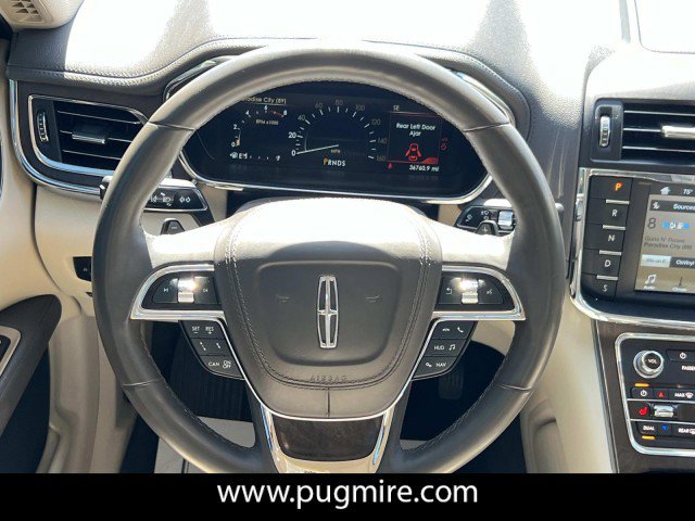 Used 2018 Lincoln Continental Select image 24