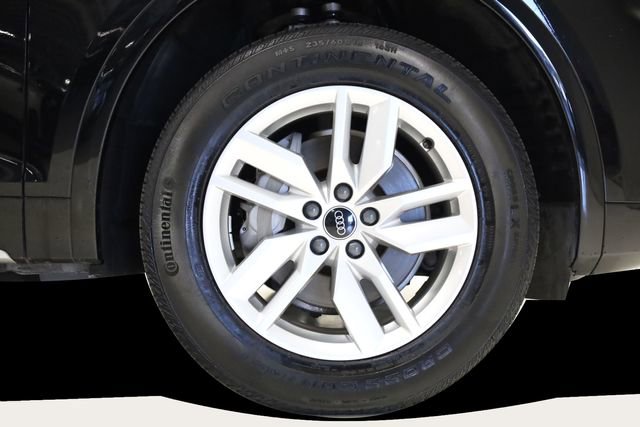 Used 2024 Audi Q5 2.0T Premium w/ Convenience Package image 9