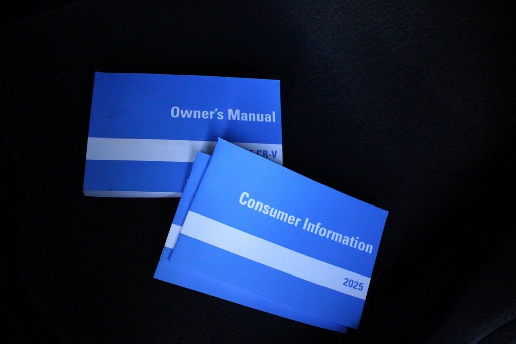 Used 2025 Honda CR-V LX image 43