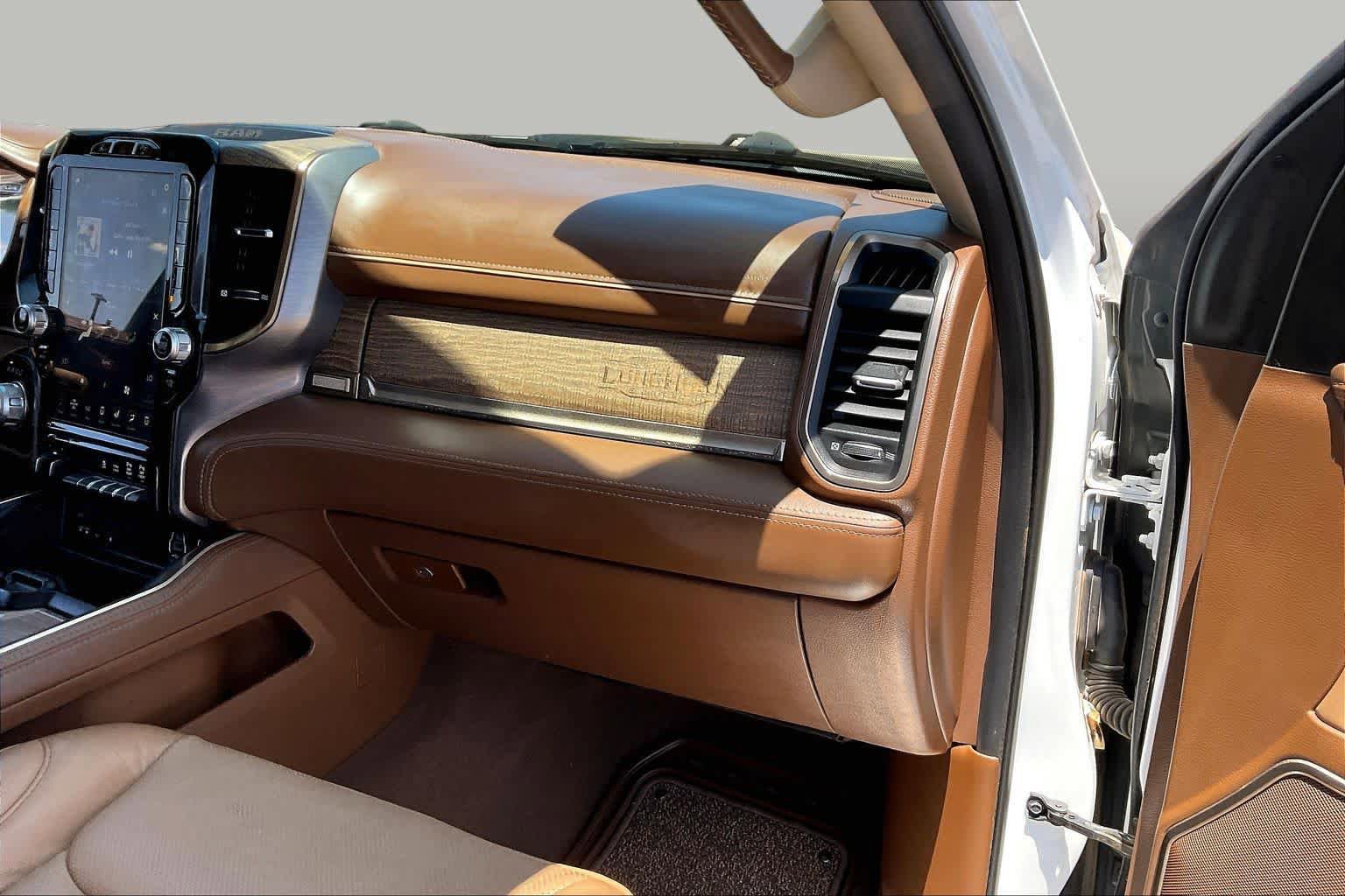 Used 2019 RAM 1500 Limited AWD/4WD image 19