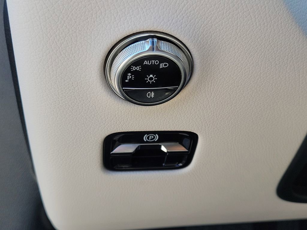 New 2026 Mercedes-Benz GLC 300 4MATIC image 22
