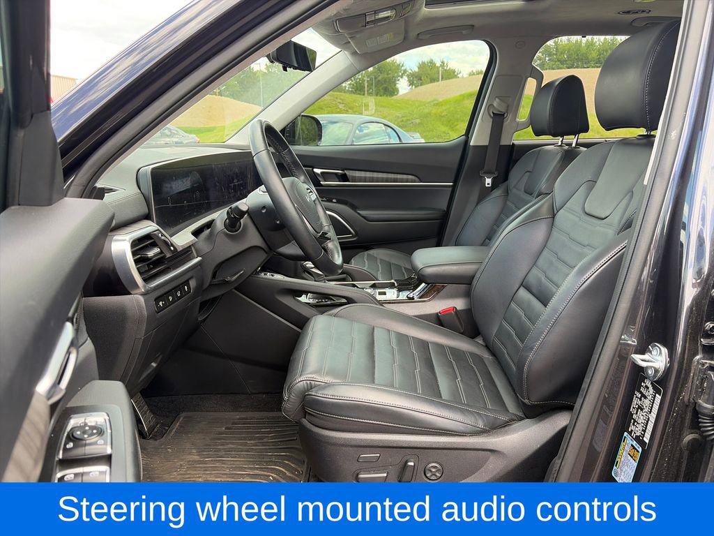 Used 2025 Kia Telluride SX Prestige AWD/4WD image 16