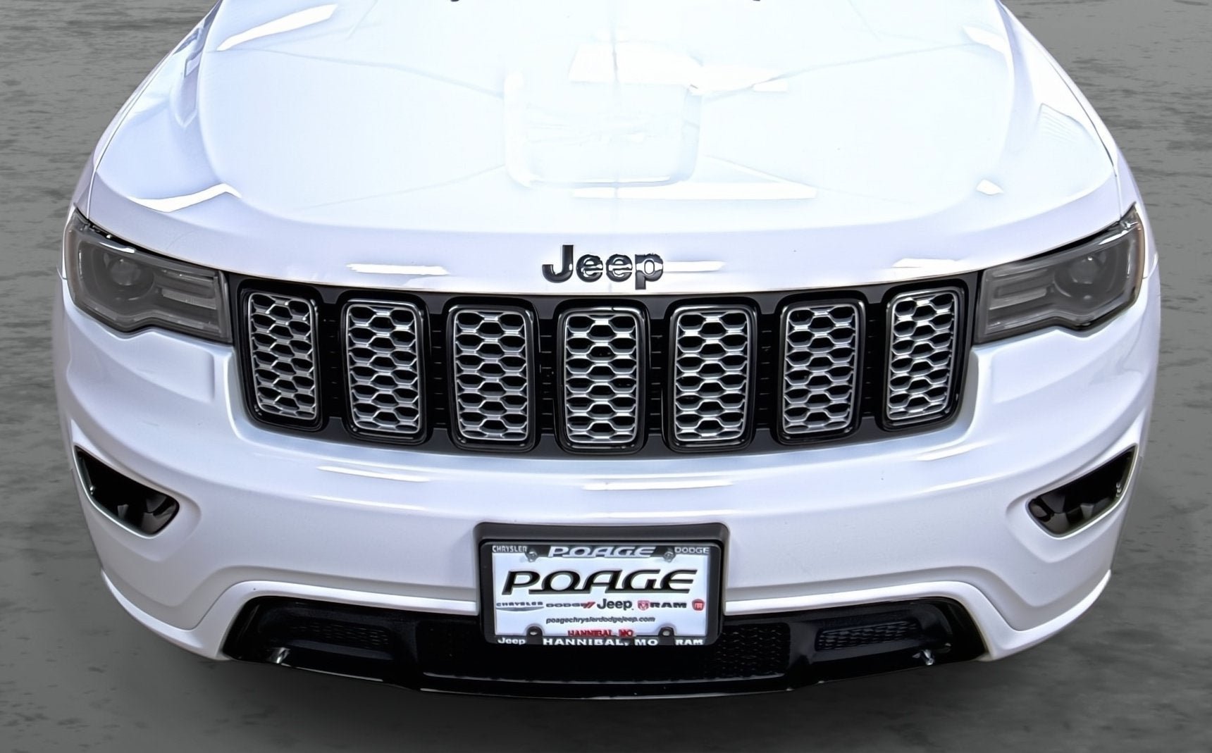Used 2021 Jeep Grand Cherokee Laredo X AWD/4WD image 16
