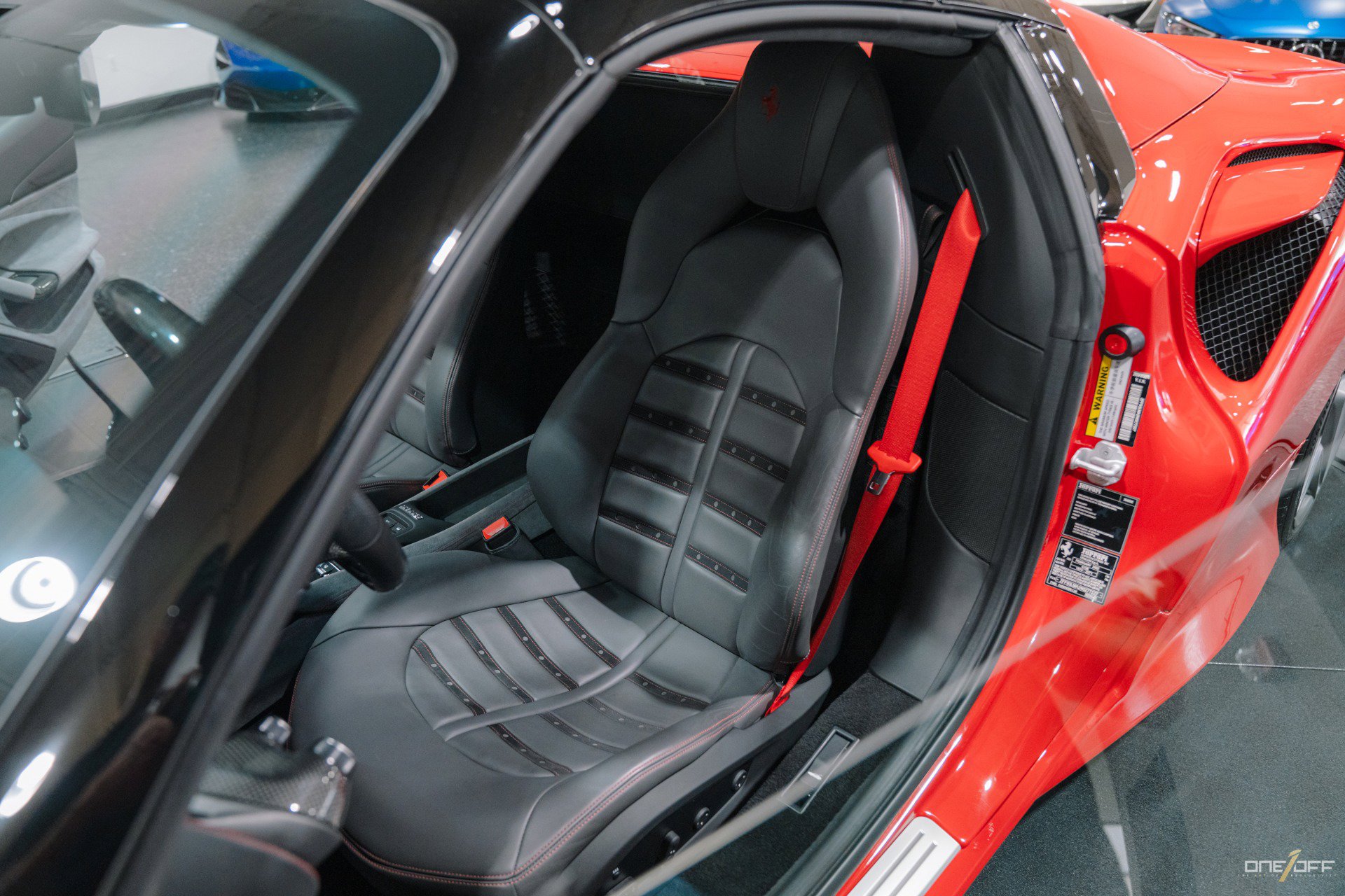 Used 2022 Ferrari F8 Tributo image 9