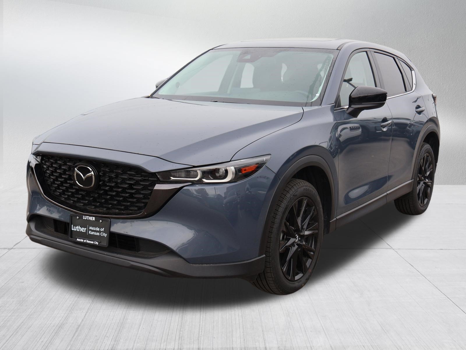 Used 2025 MAZDA CX-5 Carbon Edition AWD/4WD image 3