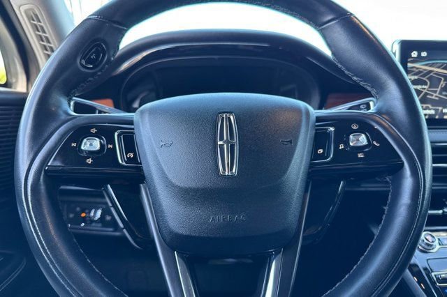 Used 2022 Lincoln Corsair Reserve image 25