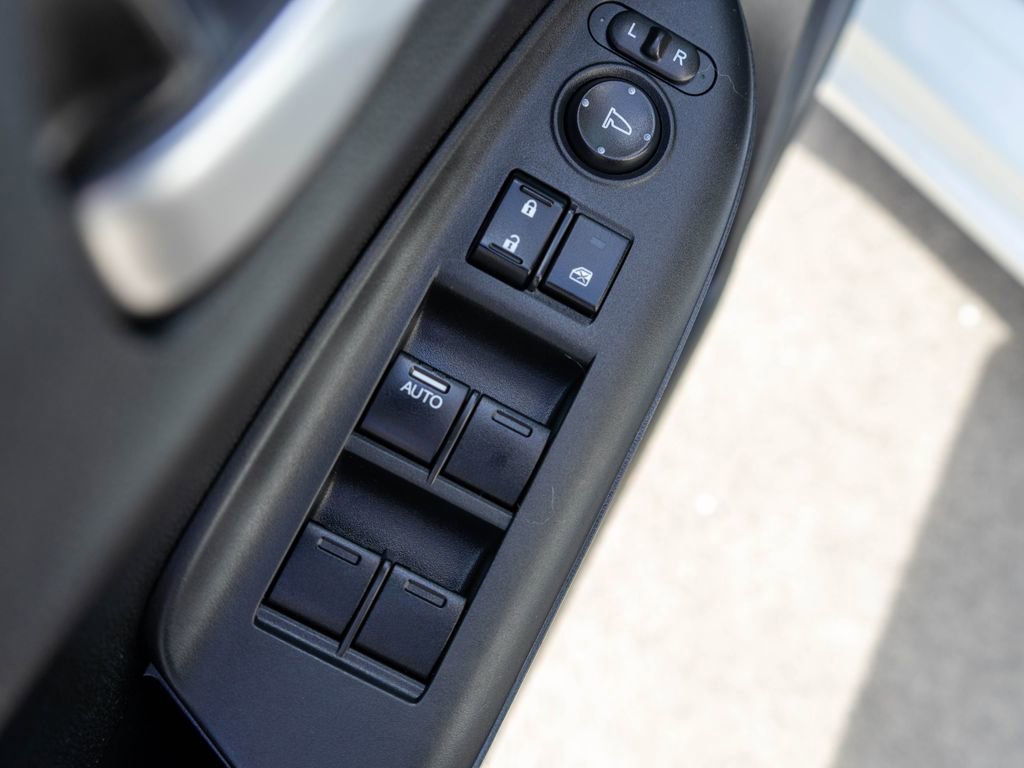 Used 2016 Honda Fit EX image 17