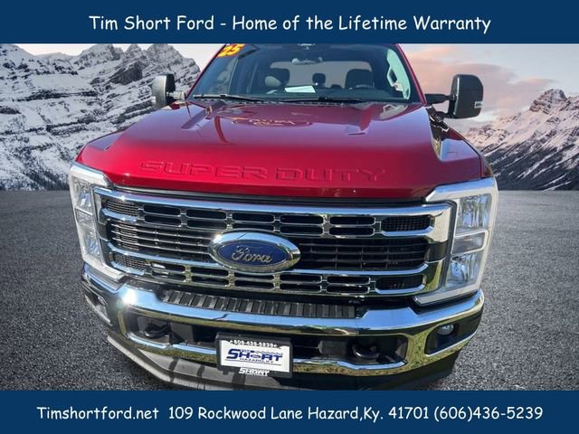 Used 2025 Ford F250 XLT image 2