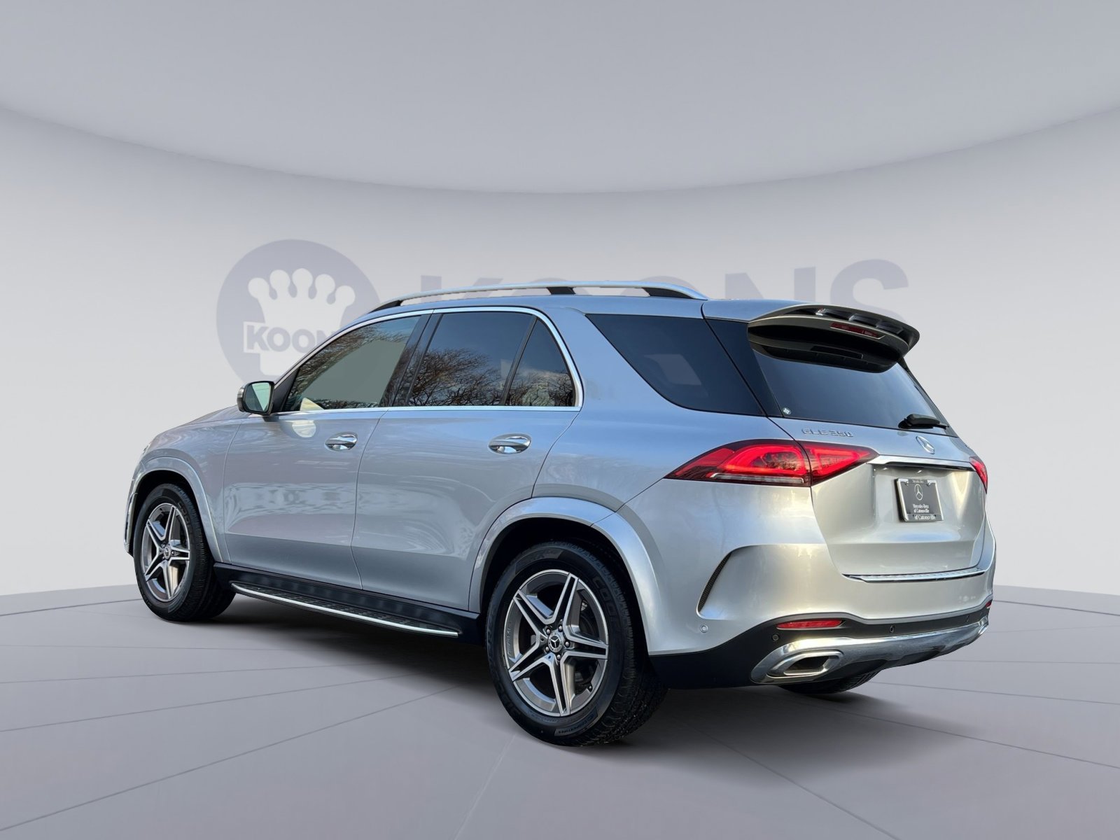 Certified 2022 Mercedes-Benz GLE 350 4MATIC image 4
