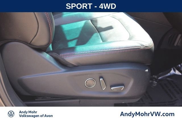 Used 2016 Ford Explorer Sport w/ Equipment Group 401A AWD/4WD image 21