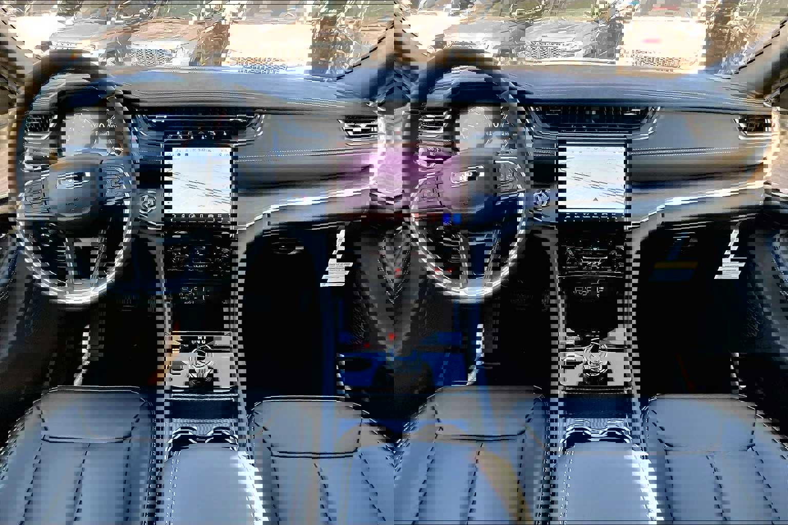 New 2025 Jeep Grand Cherokee L Limited w/ Black Appearance Package image 6