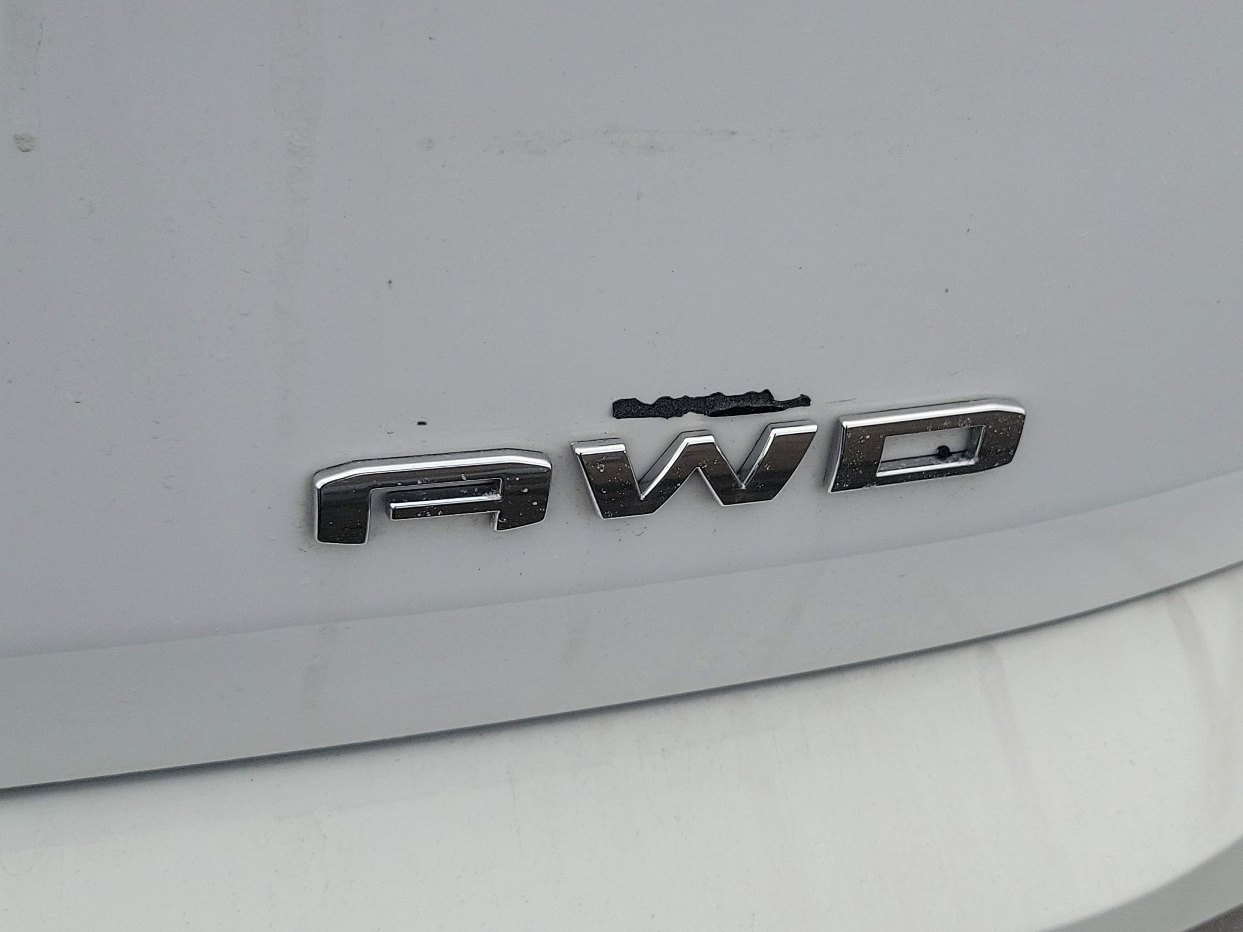 Used 2024 GMC Terrain SLT w/ Infotainment Package II image 7