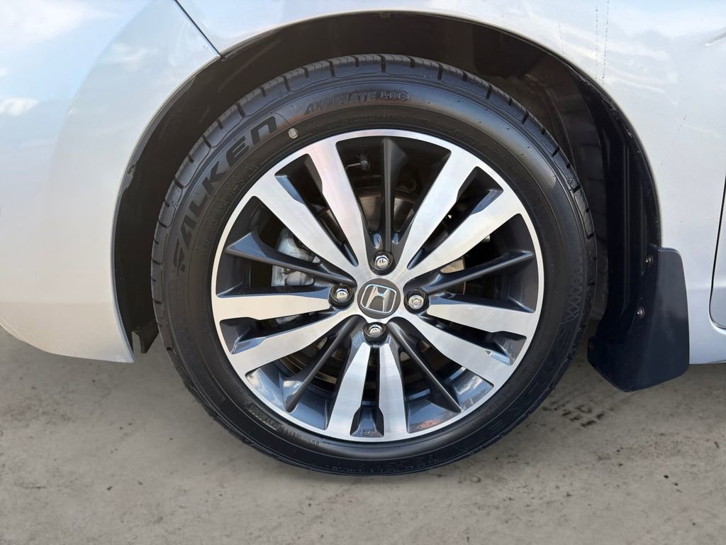 Used 2015 Honda Fit EX-L image 9