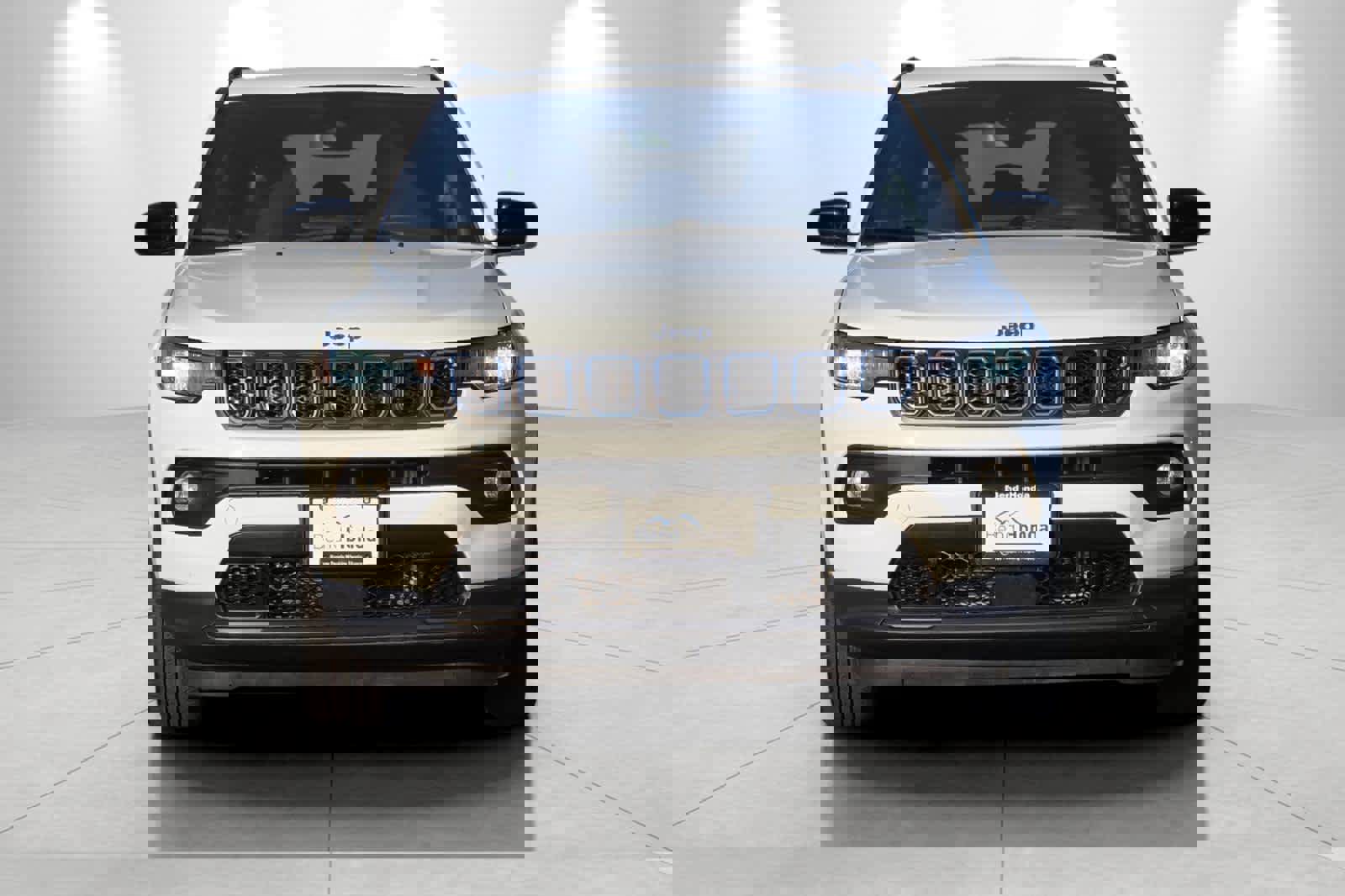 Used 2024 Jeep Compass Latitude image 10