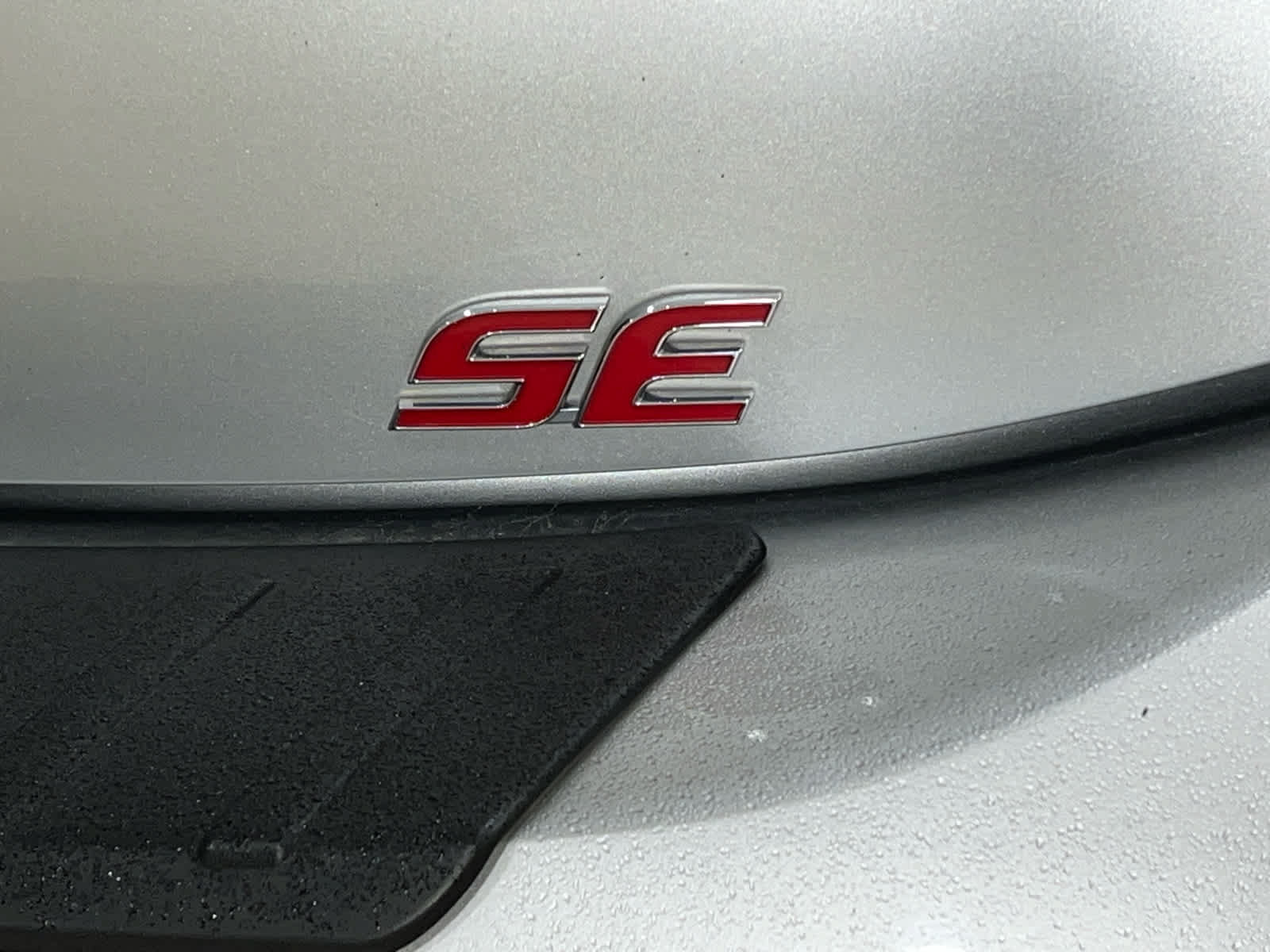 Used 2023 Toyota Corolla SE w/ SE Premium Package FWD image 11
