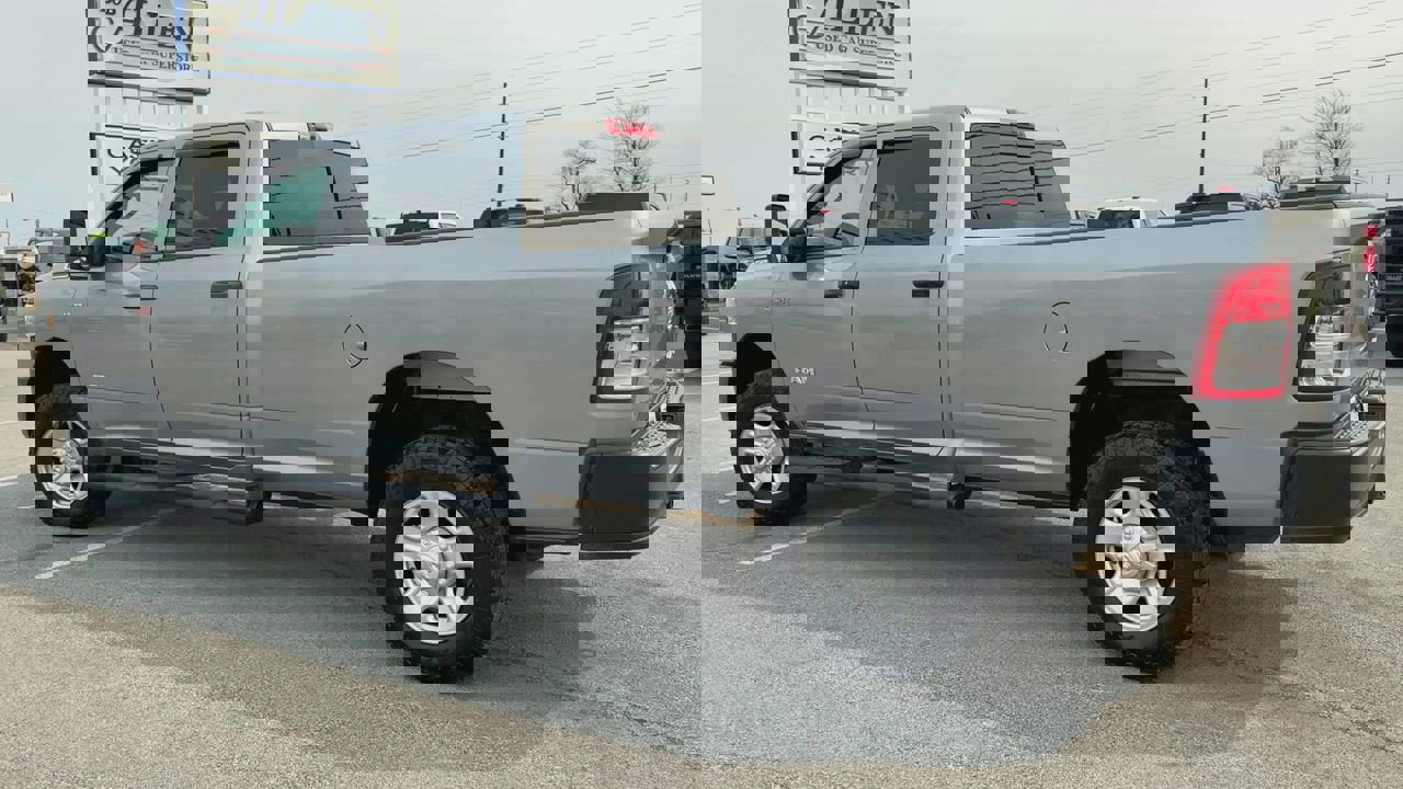 Used 2022 RAM 3500 Tradesman image 5