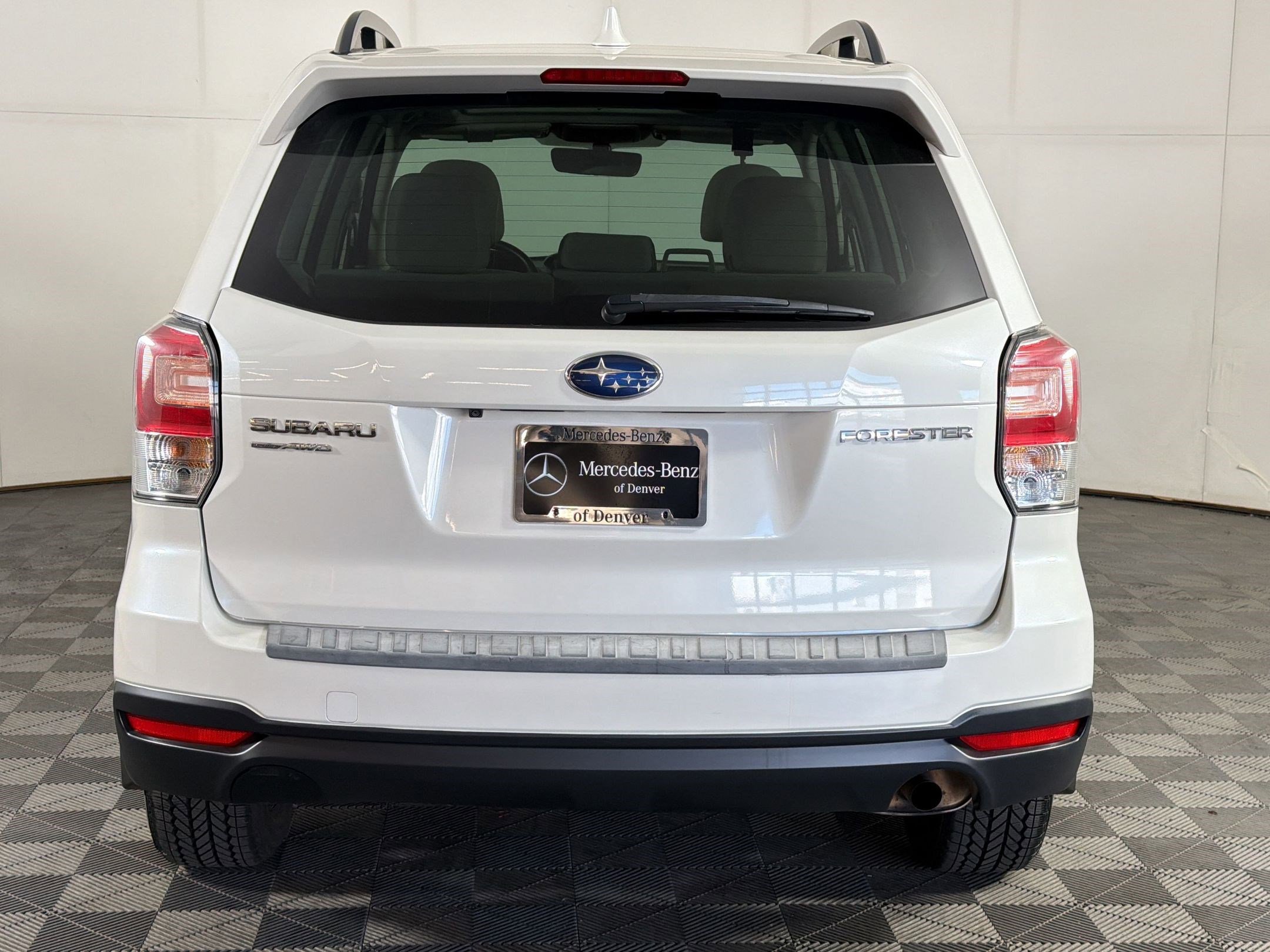 Used 2018 Subaru Forester 2.5i Premium w/ All-Weather Package image 10