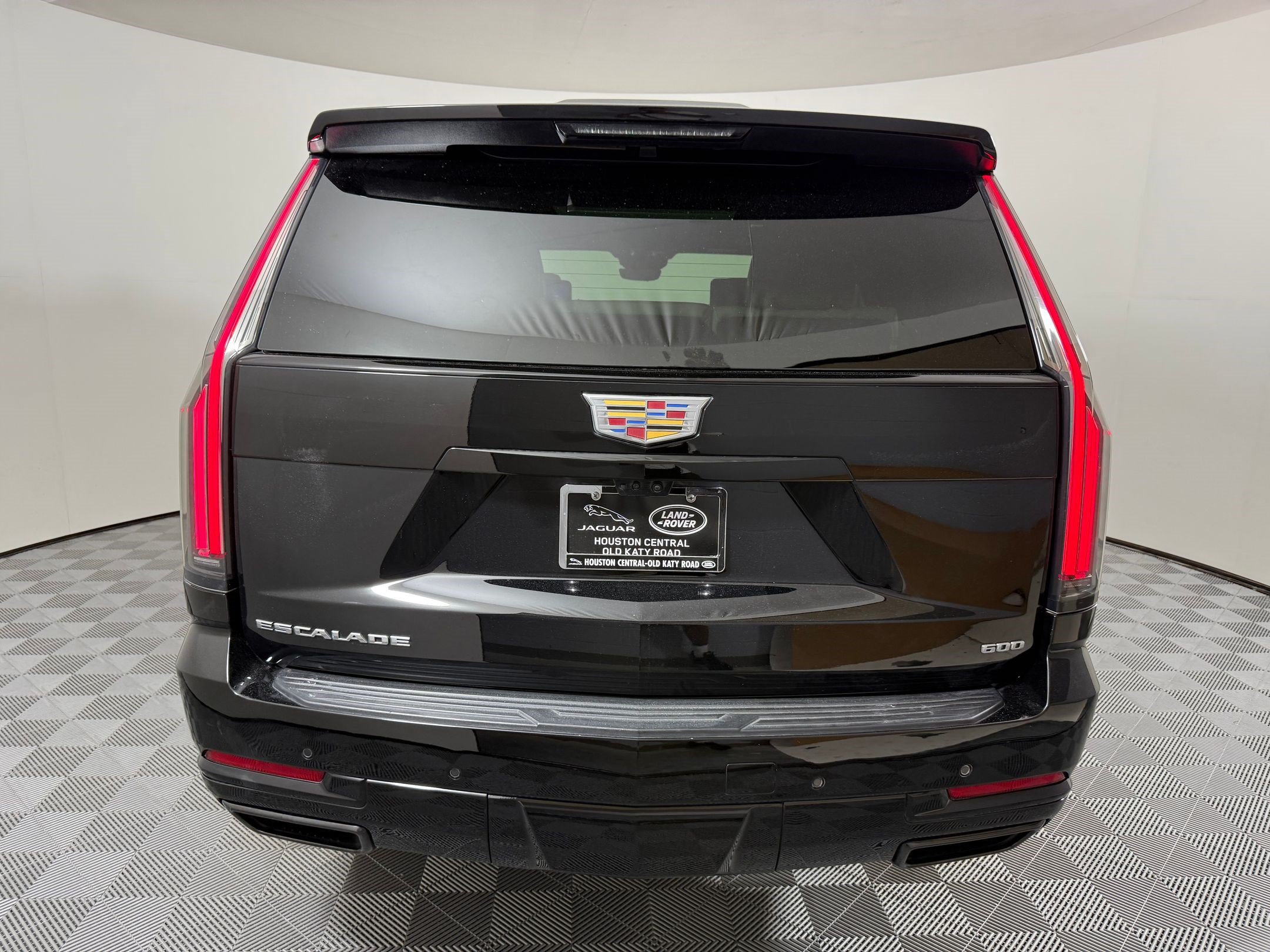 Used 2025 Cadillac Escalade Sport Platinum AWD/4WD image 10