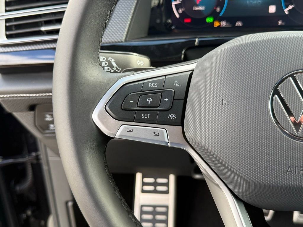 New 2026 Volkswagen Atlas Cross Sport SEL R-Line image 11