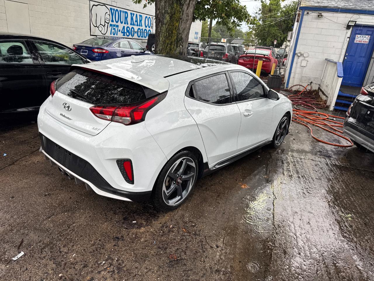 Used 2019 Hyundai Veloster Turbo FWD image 4