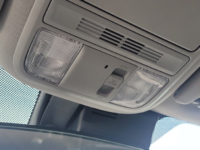 Used 2025 Honda Ridgeline Sport image 26