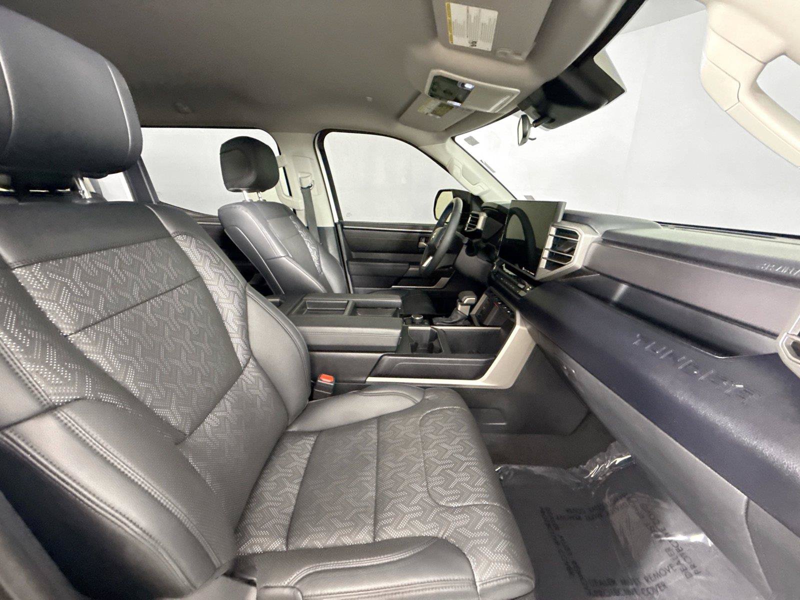 Used 2023 Toyota Tundra SR5 w/ SR5 Premium Package RWD image 41