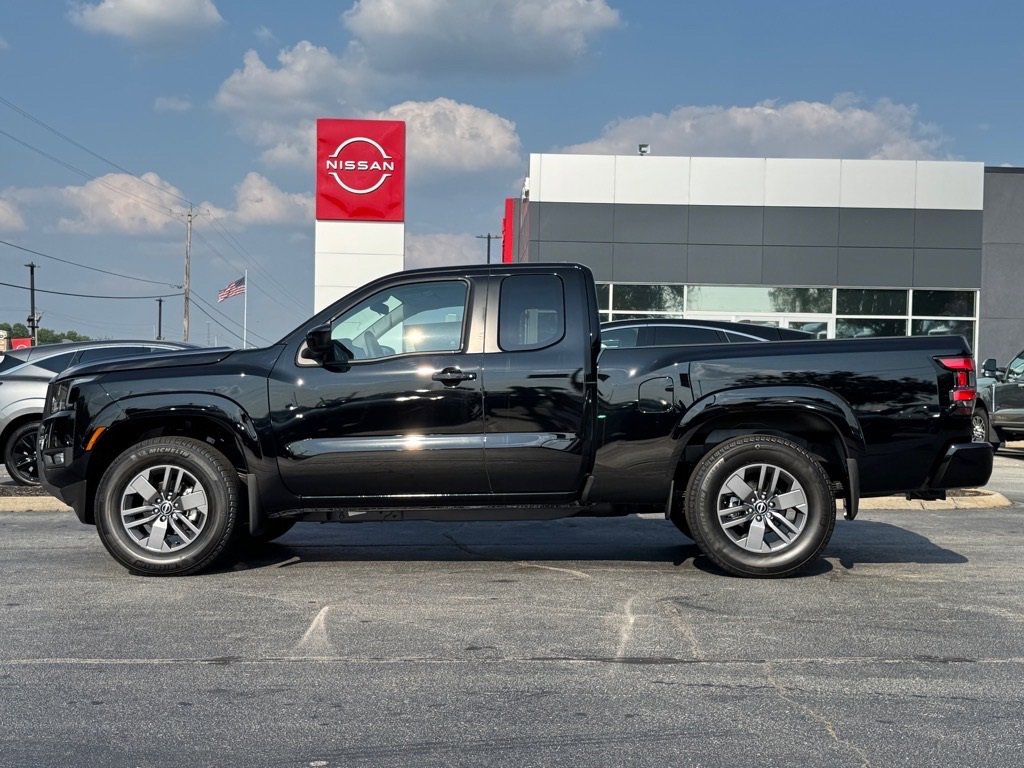 New 2025 Nissan Frontier SV w/ SV Convenience Package image 6