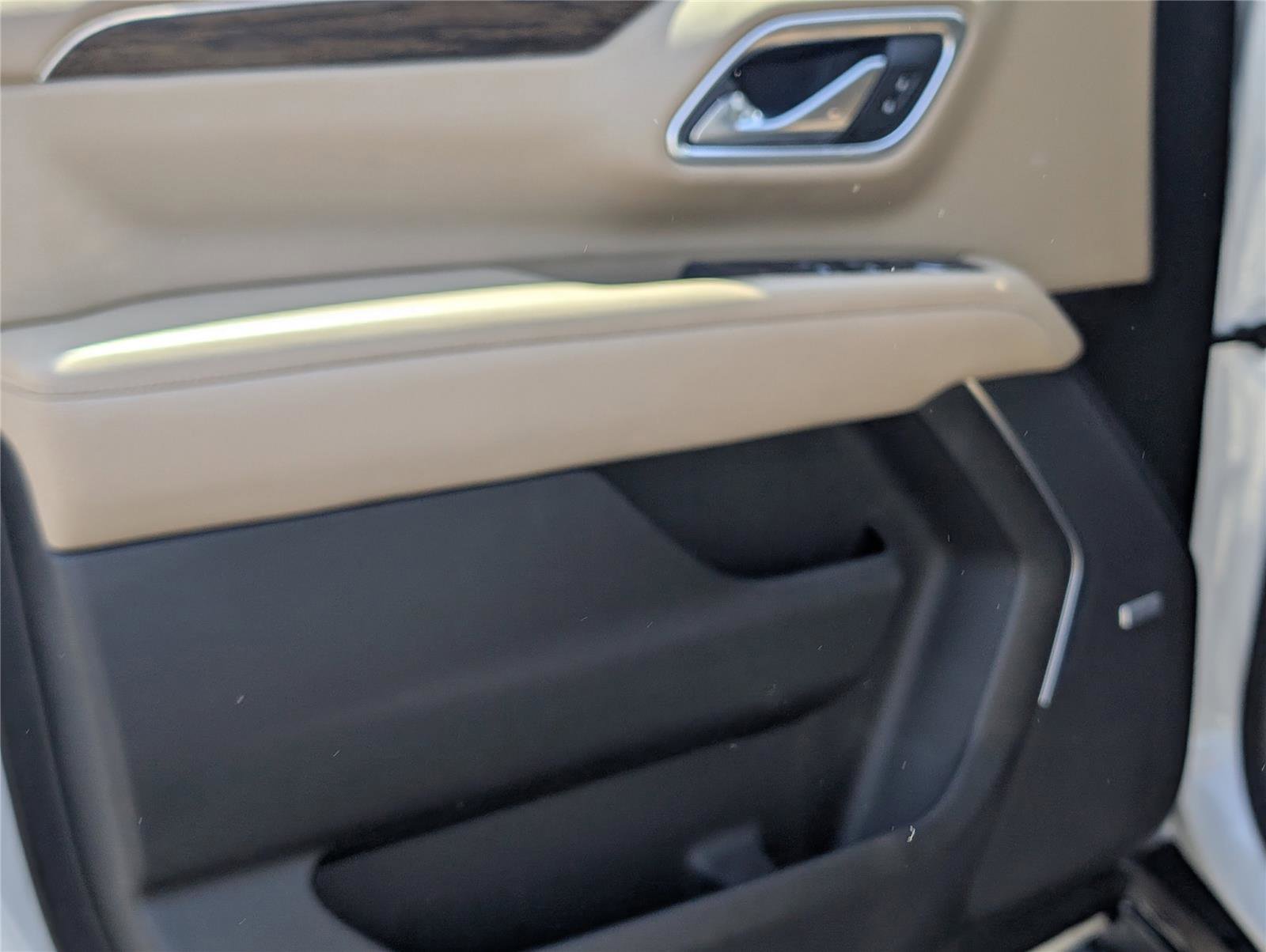 Used 2021 Chevrolet Tahoe Premier RWD image 17
