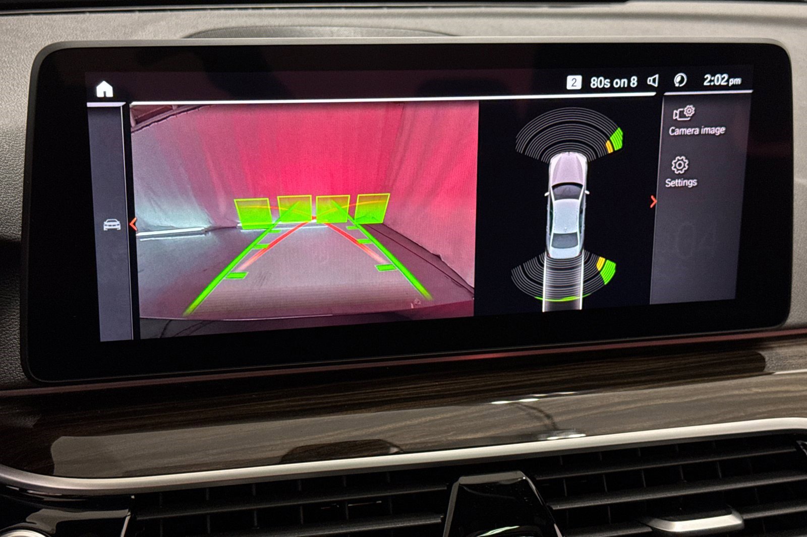 Used 2023 BMW 530i w/ Convenience Package image 25