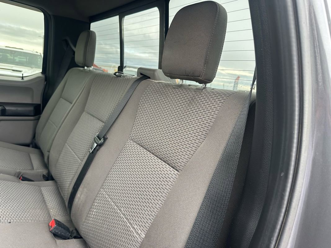 Used 2021 Ford F250 XLT w/ XLT Premium Package AWD/4WD image 31
