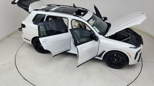 Used 2024 BMW X7 M60i w/ Executive Package image 88