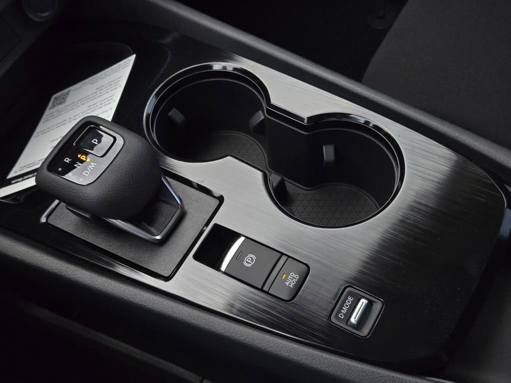 New 2026 Nissan Rogue S image 22