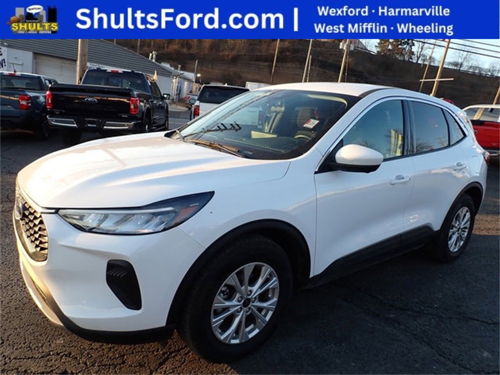 Used 2023 Ford Escape Active w/ Tech Pack #2 image 1