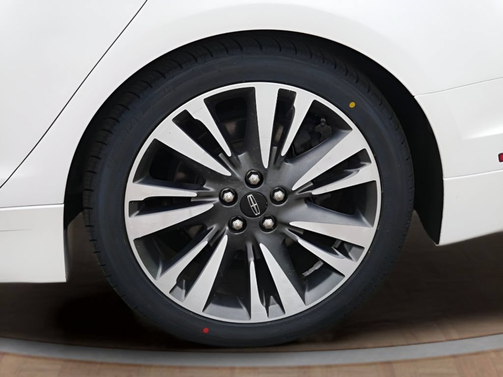 Used 2019 Lincoln MKZ Reserve w/ Luxury Package FWD image 9