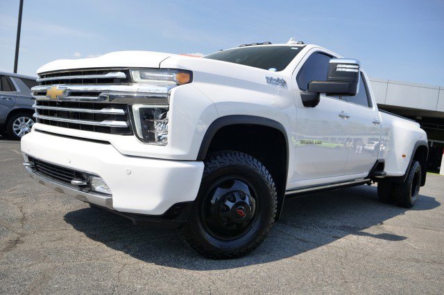 Used 2022 Chevrolet Silverado 3500 High Country w/ Technology Package image 50