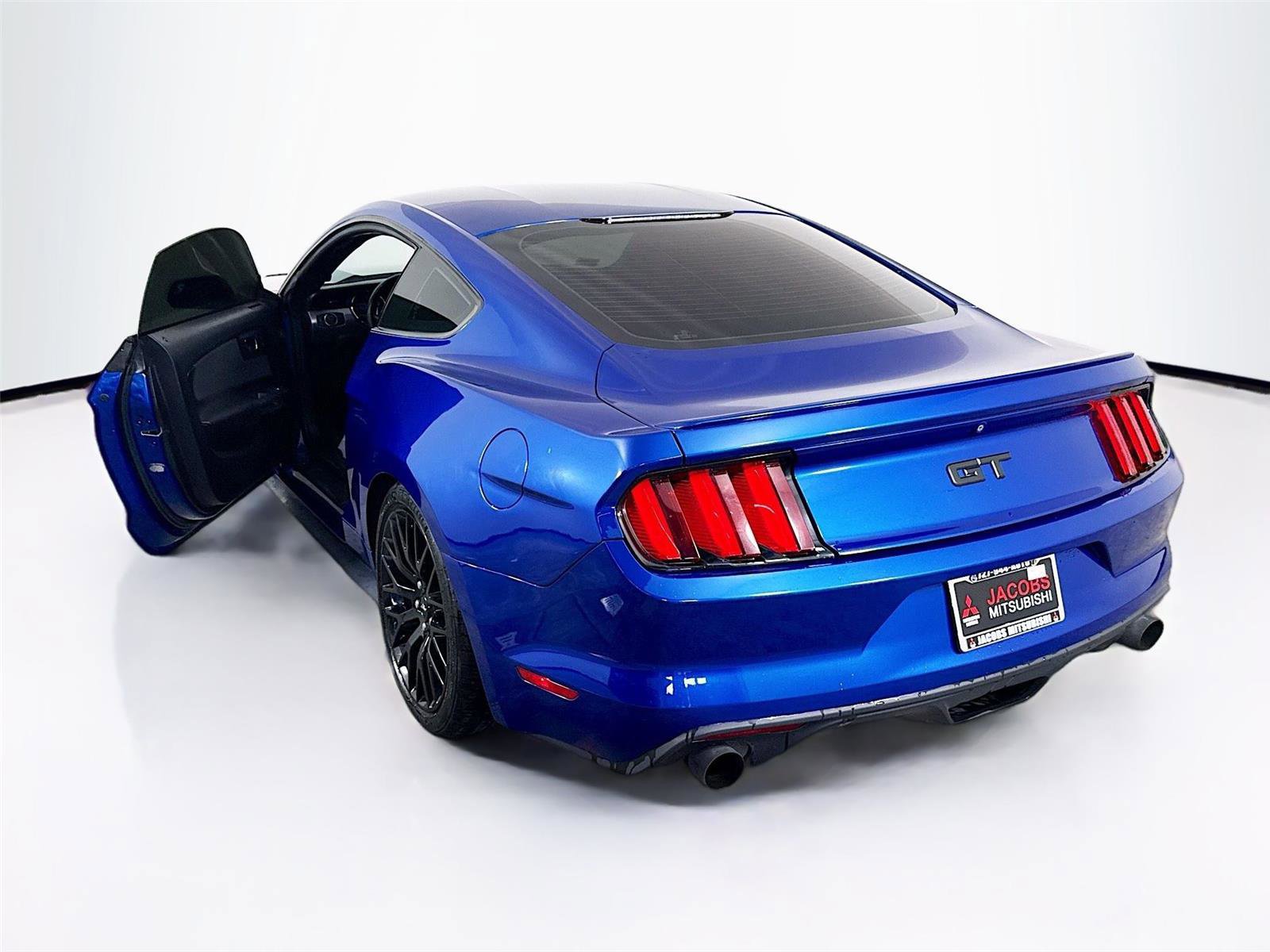 Used 2017 Ford Mustang GT image 18