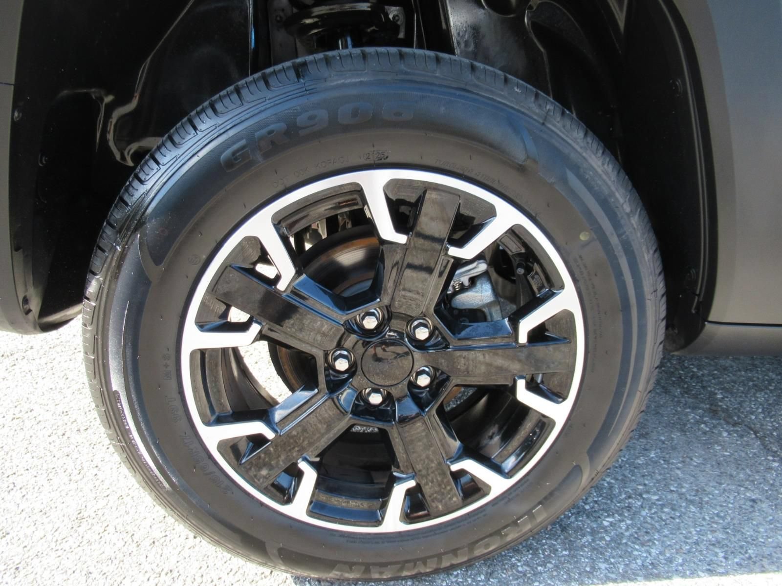 Certified 2023 Jeep Renegade Trailhawk AWD/4WD image 8