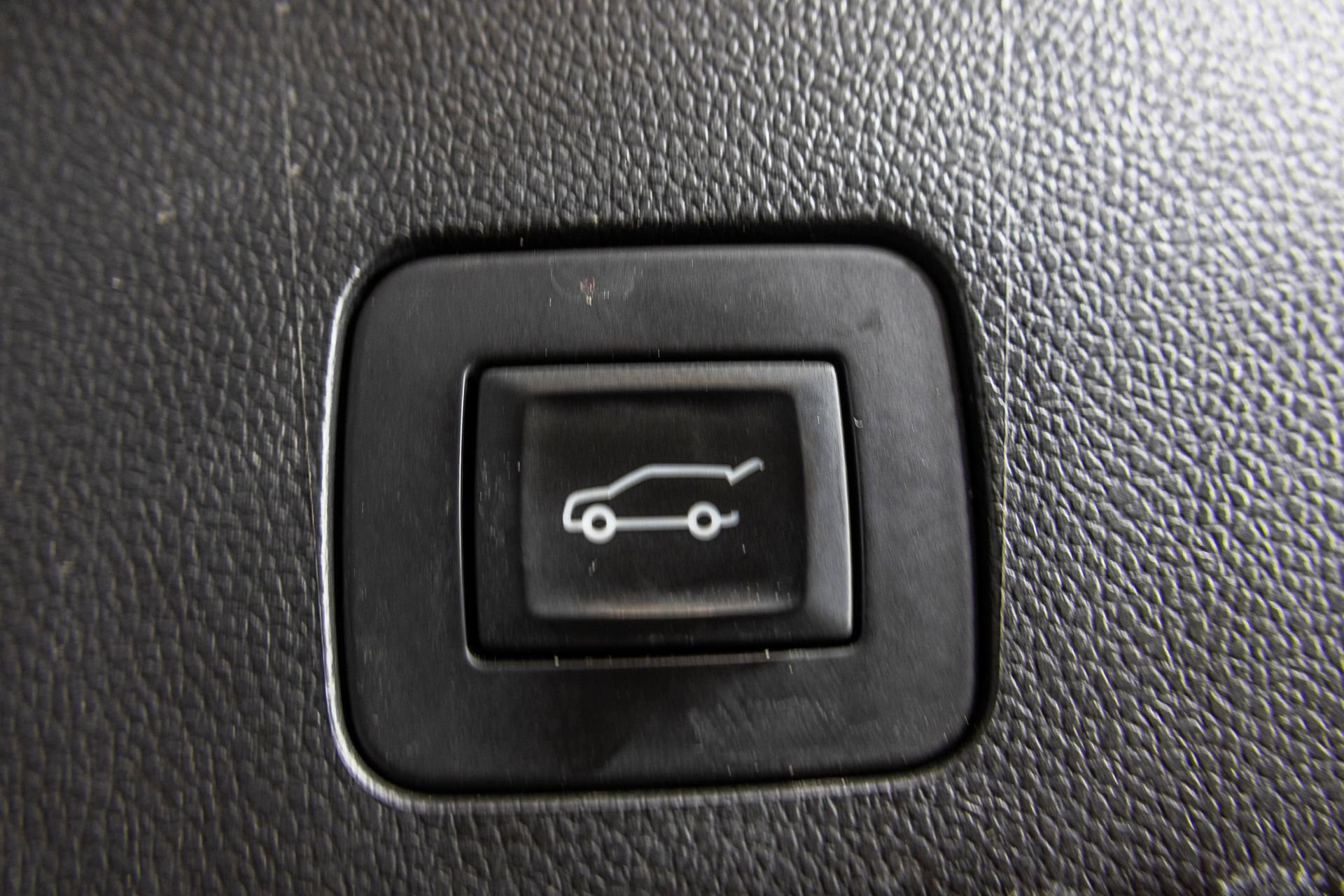 Used 2022 Buick Encore GX Essence w/ Experience Buick Package image 40