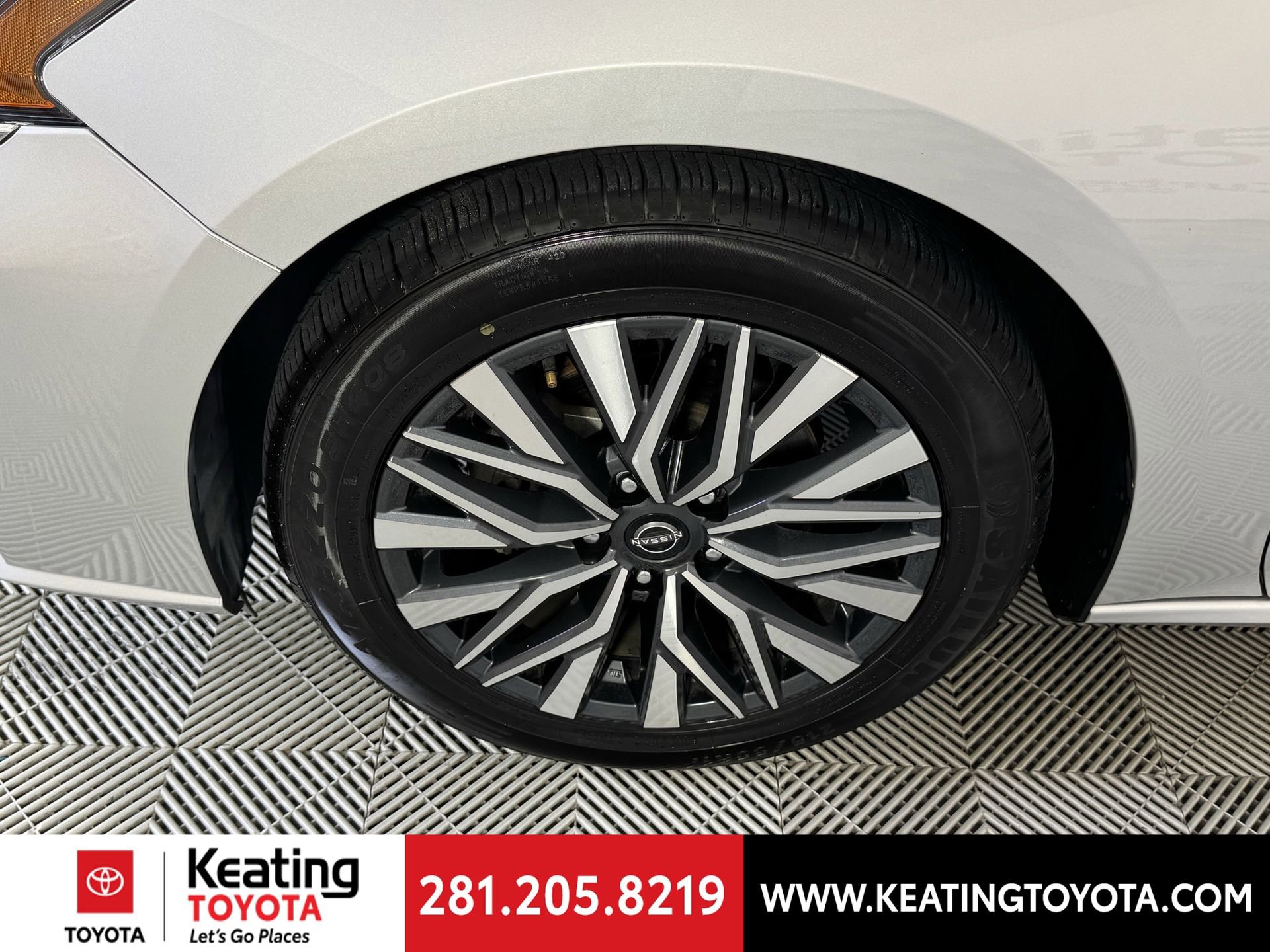 Used 2024 Nissan Altima 2.5 SV image 30