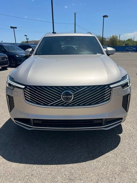 New 2026 Volvo XC90 T8 Plus w/ Protection Package Premier AWD/4WD image 8