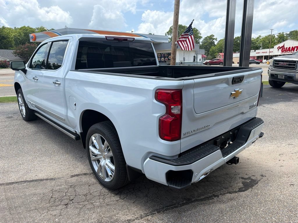 New 2026 Chevrolet Silverado 1500 High Country AWD/4WD image 7