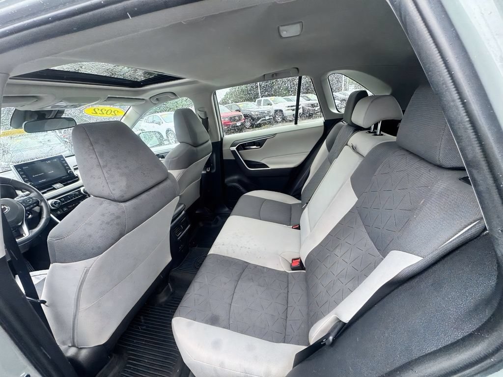 Used 2022 Toyota RAV4 XLE w/ Convenience Package AWD/4WD image 24