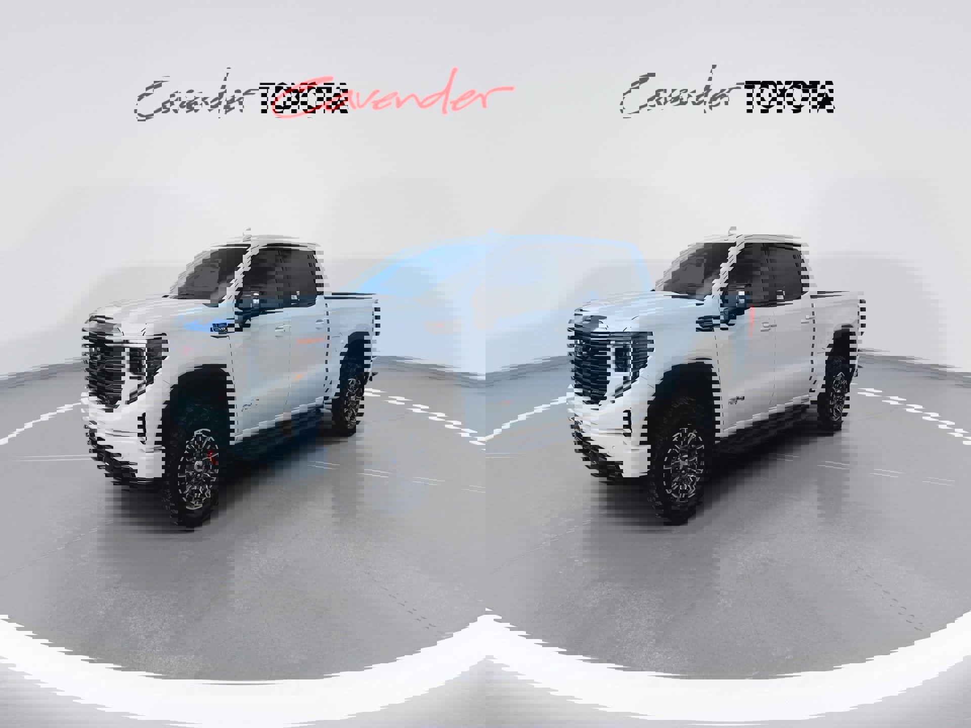 Used 2024 GMC Sierra 1500 AT4 w/ Technology Package image 4