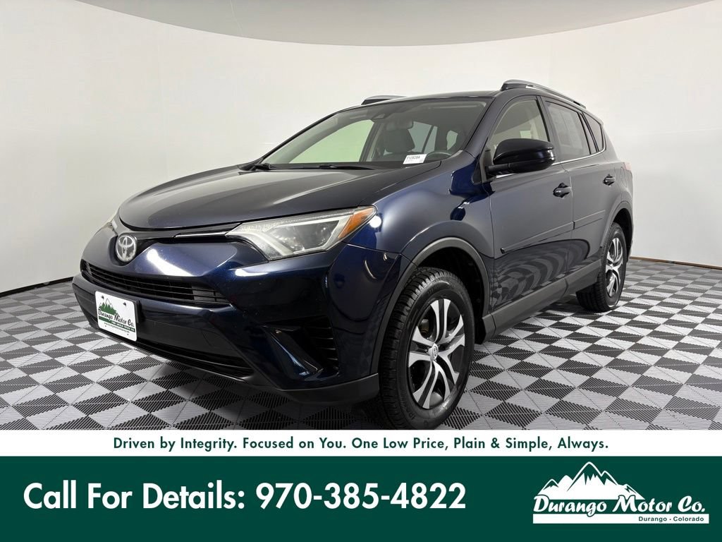 Used 2017 Toyota RAV4 LE AWD/4WD image 1