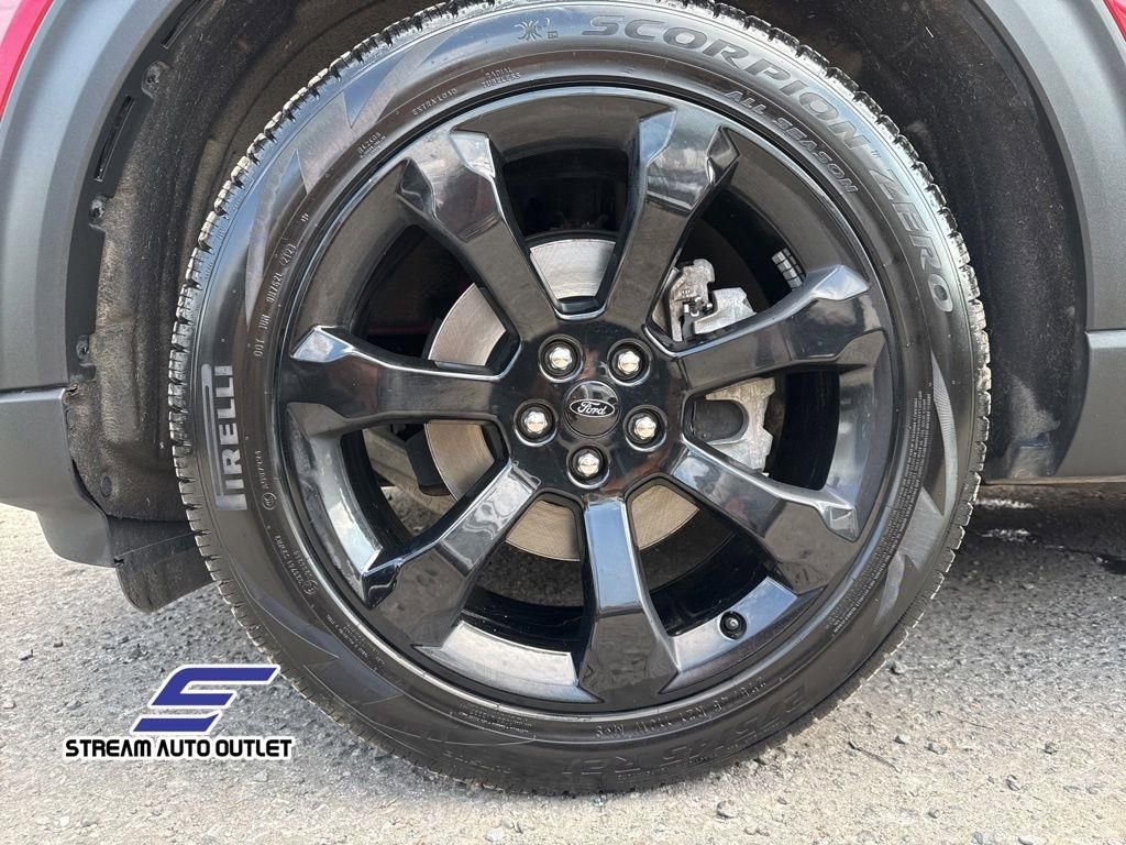 Used 2023 Ford Explorer ST-Line w/ Class IV Trailer Tow Package image 5