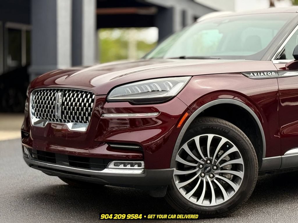 Used 2021 Lincoln Aviator Reserve w/ Class IV Trailer Tow Package AWD/4WD image 2