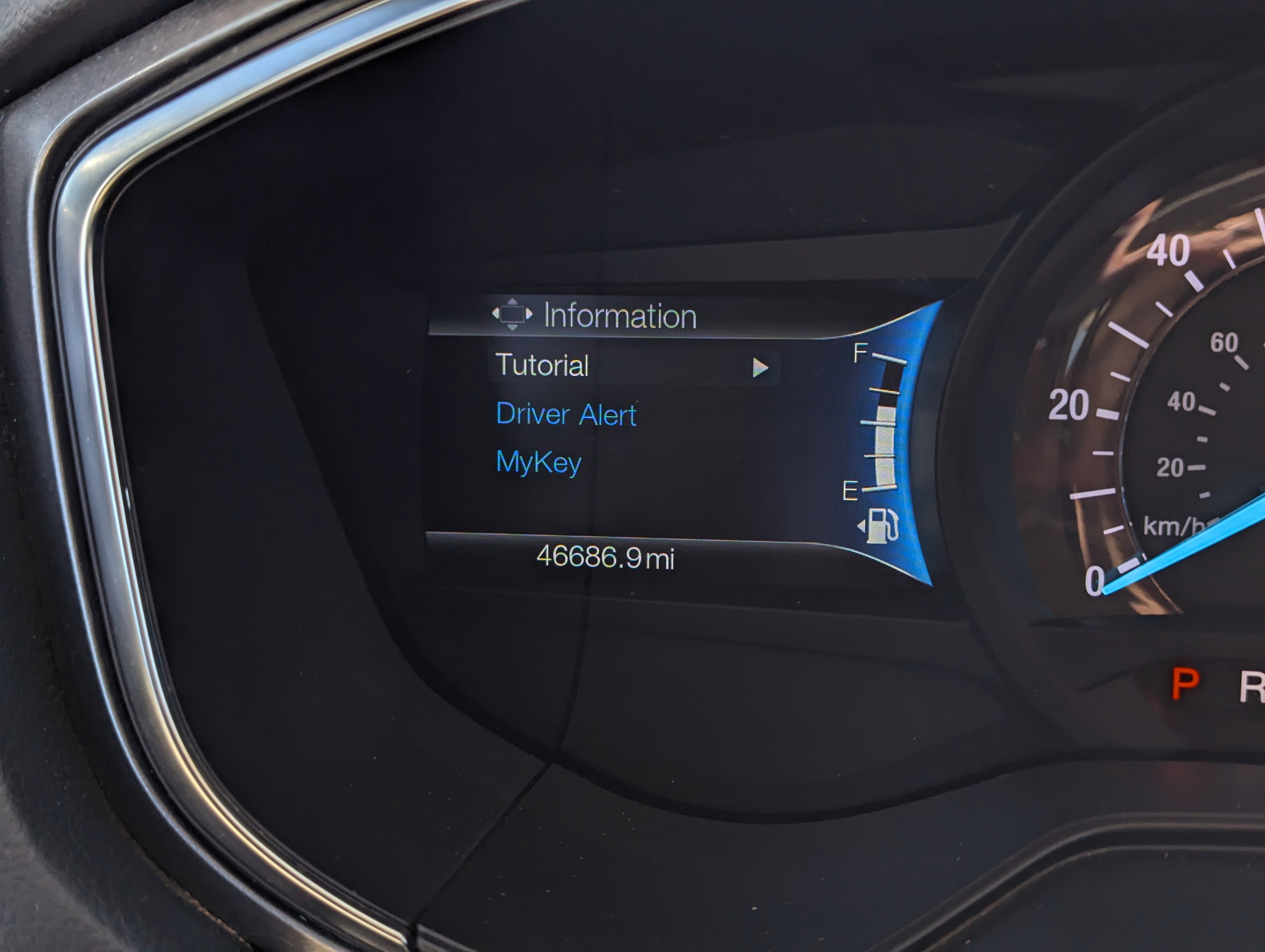 Used 2020 Ford Fusion SEL image 12